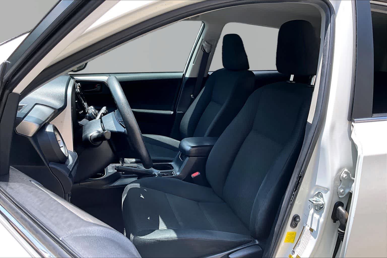Used 2018 Super White Toyota LE image 8