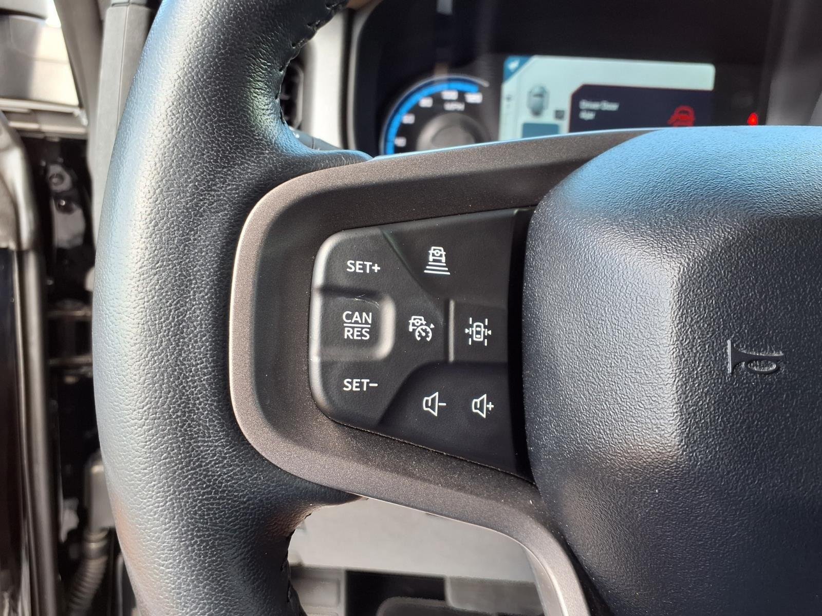 Used 2024 Shadow Black Ford Wildtrak image 25