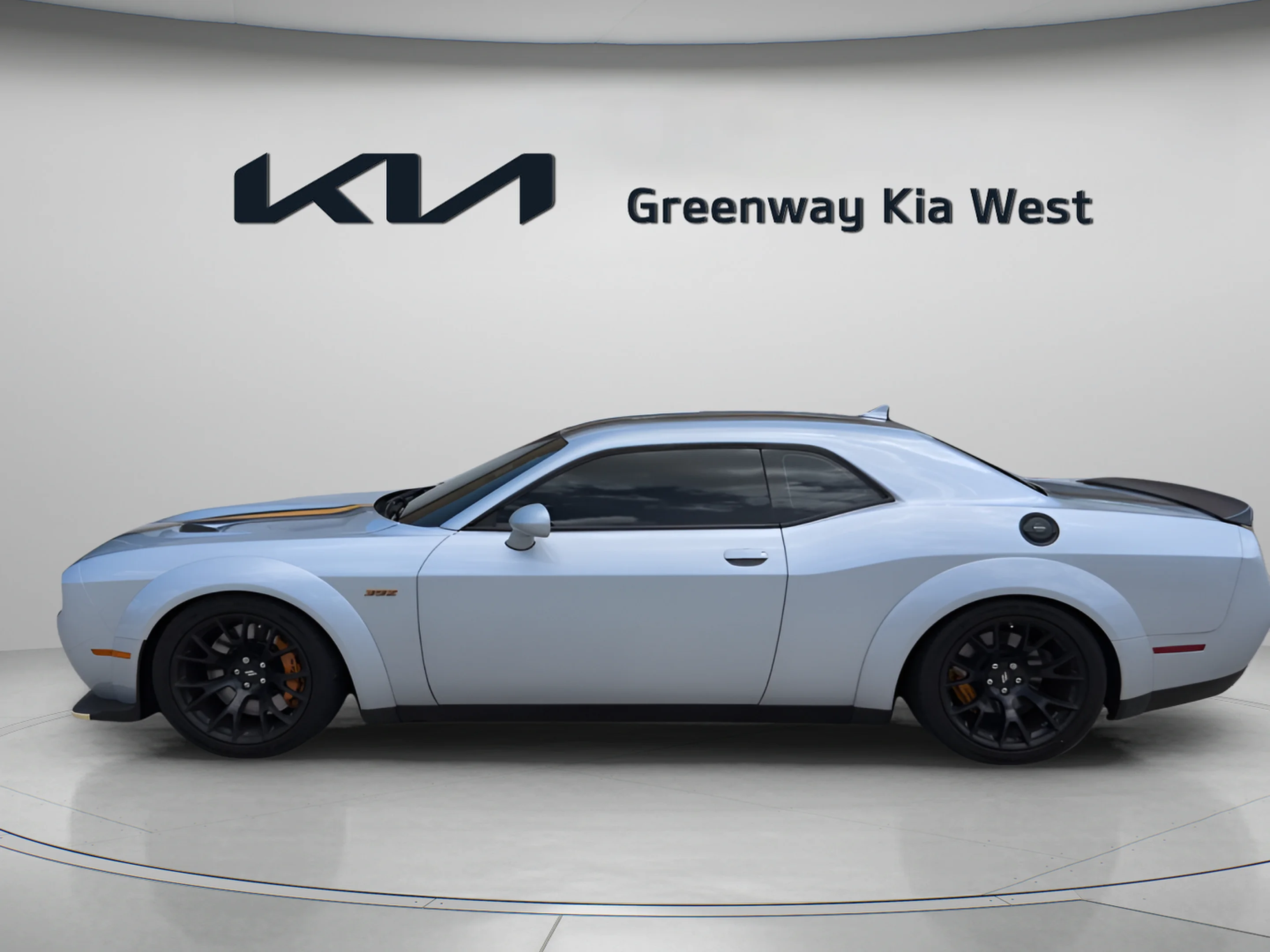 Used 2022 Triple Nickel Clearcoat Dodge R/T Scat Pack Widebody image 5