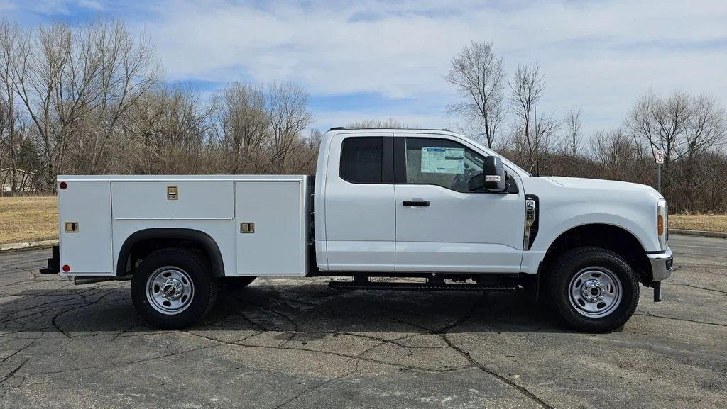 New 2026 White Ford XL image 2