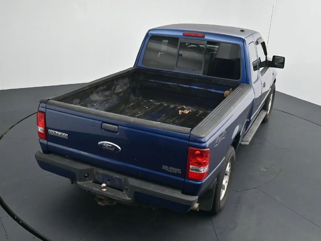 Used 2011 Blue Ford XLT image 13