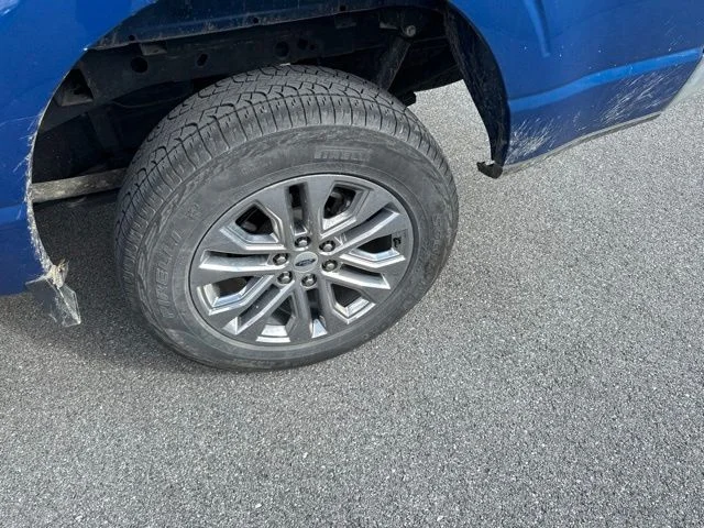 Used 2024 Blue Ford XLT image 12