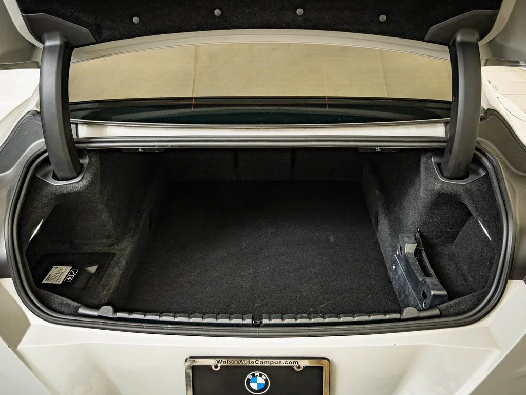 Used 2023 Chalk BMW Competition image 19