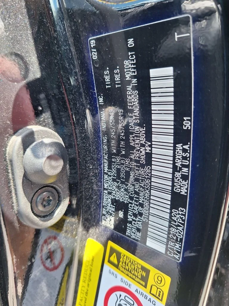 Used 2019 Black Toyota Limited image 31
