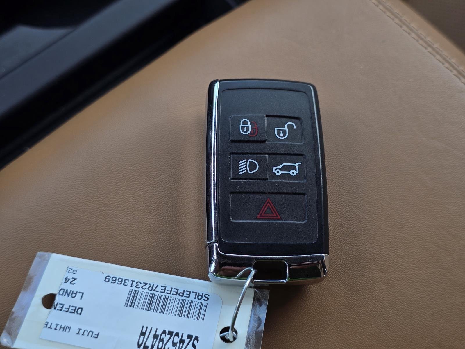 Used 2024 Fuji White Land Rover SE image 46
