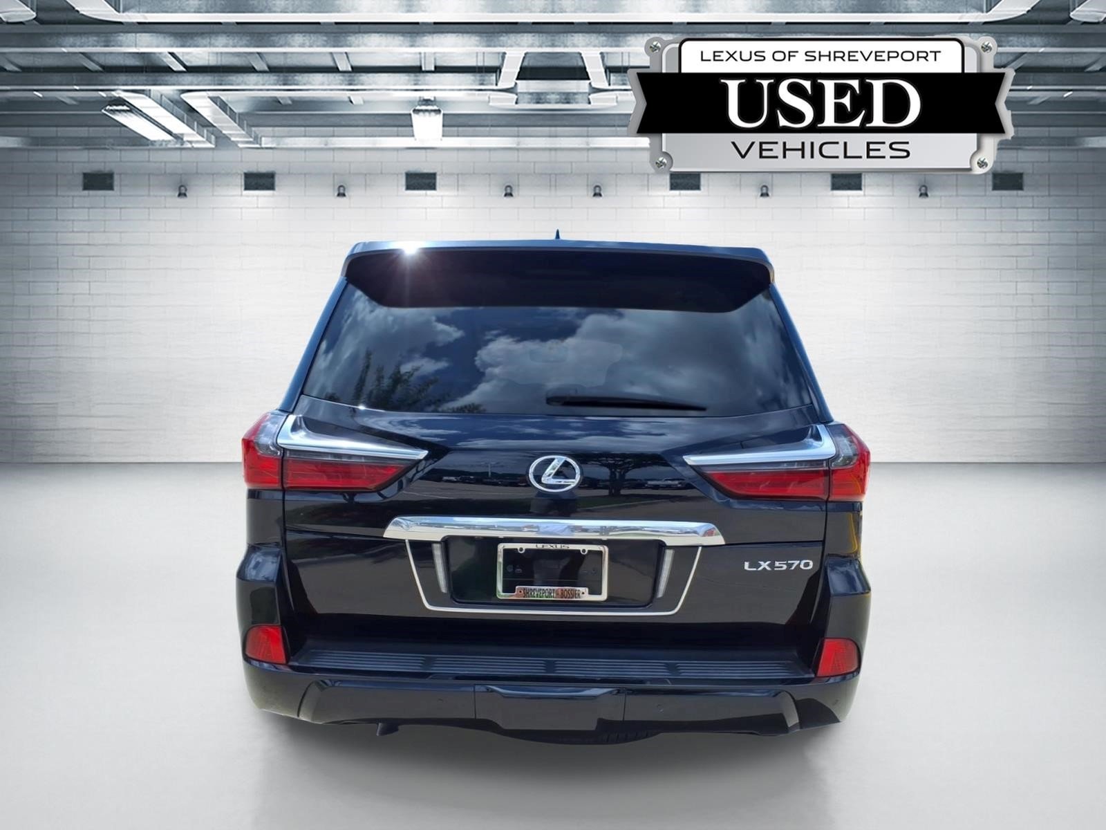 Used 2020 Black Onyx Lexus Three-Row image 3