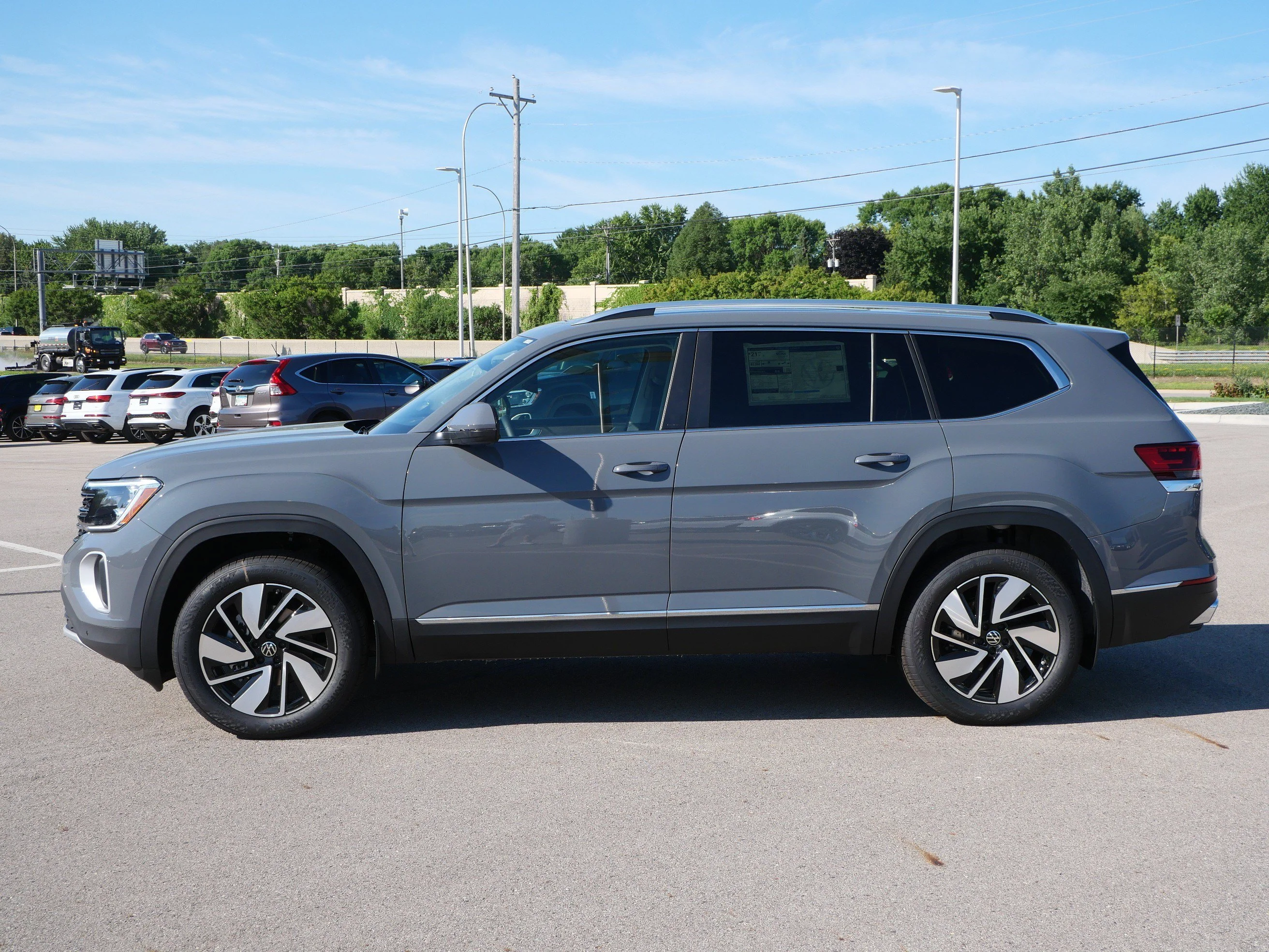 New 2026 Pure Gray Volkswagen 2.0T SEL image 3
