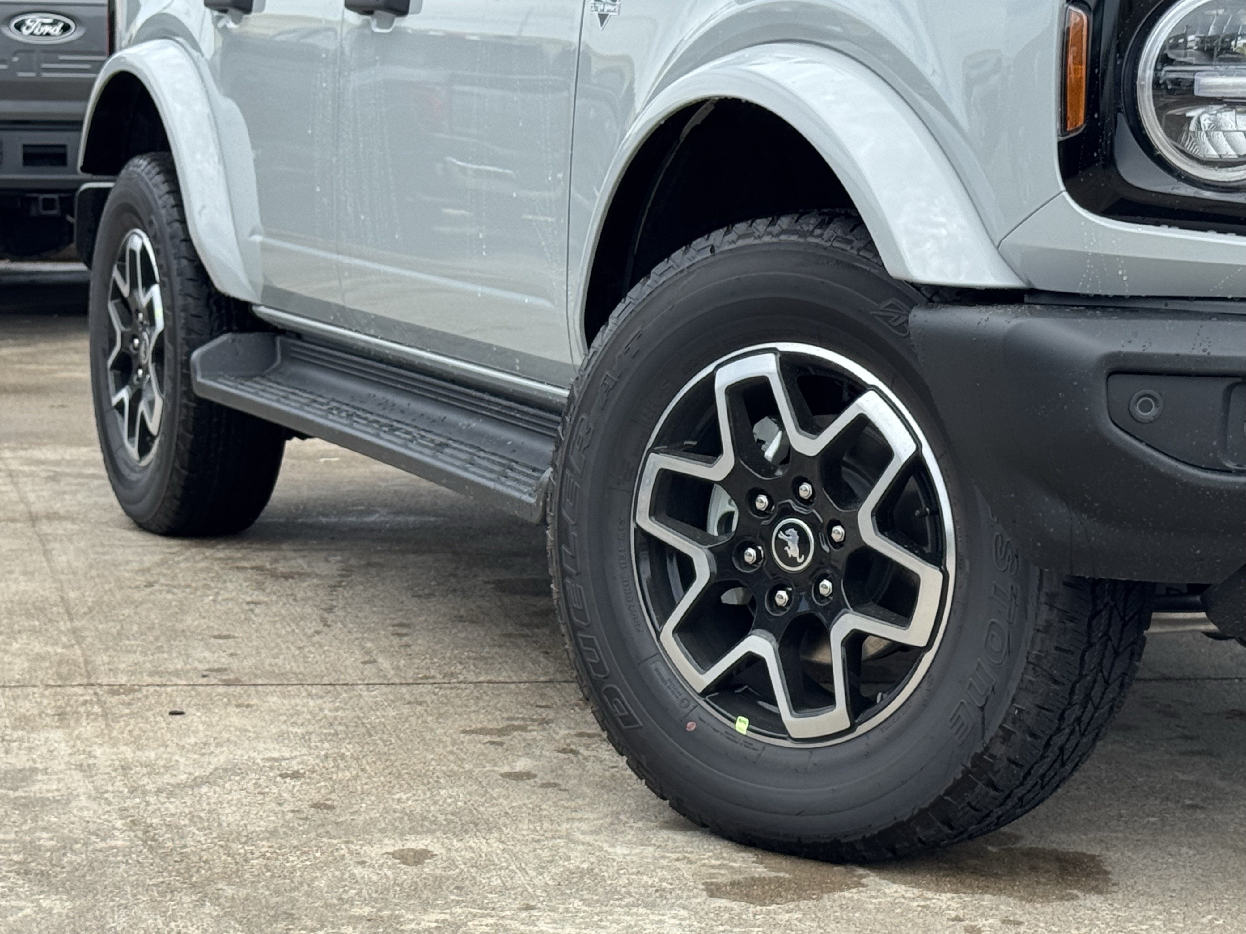 New 2026 Avalanche Ford Outer Banks image 3