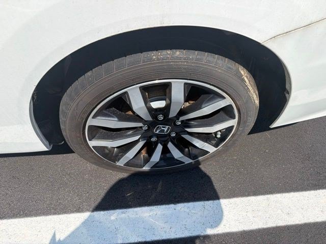 Used 2015  Honda EX-L image 5