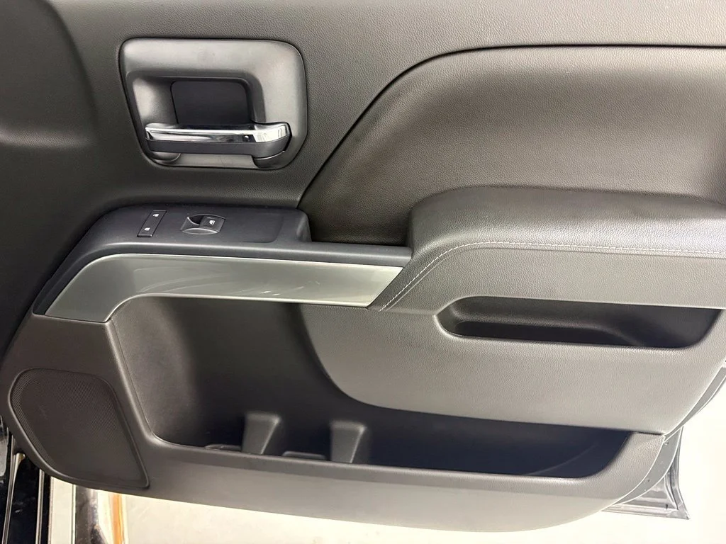 Used 2016 BLACK Chevrolet LT image 15