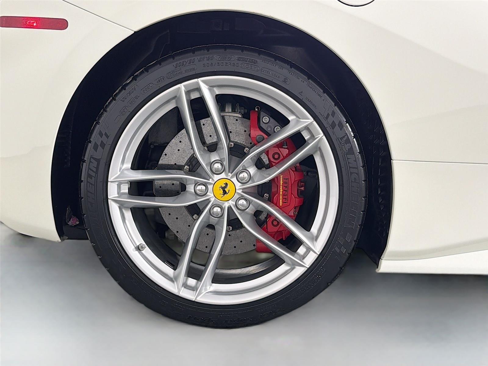 Used 2018 Bianco Avus Ferrari Base image 13