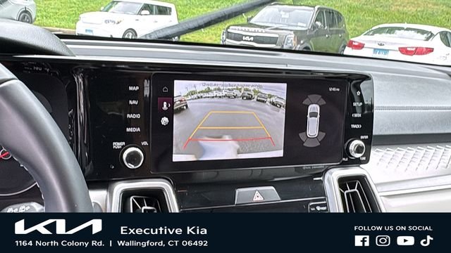 Used 2023 White Kia EX image 18