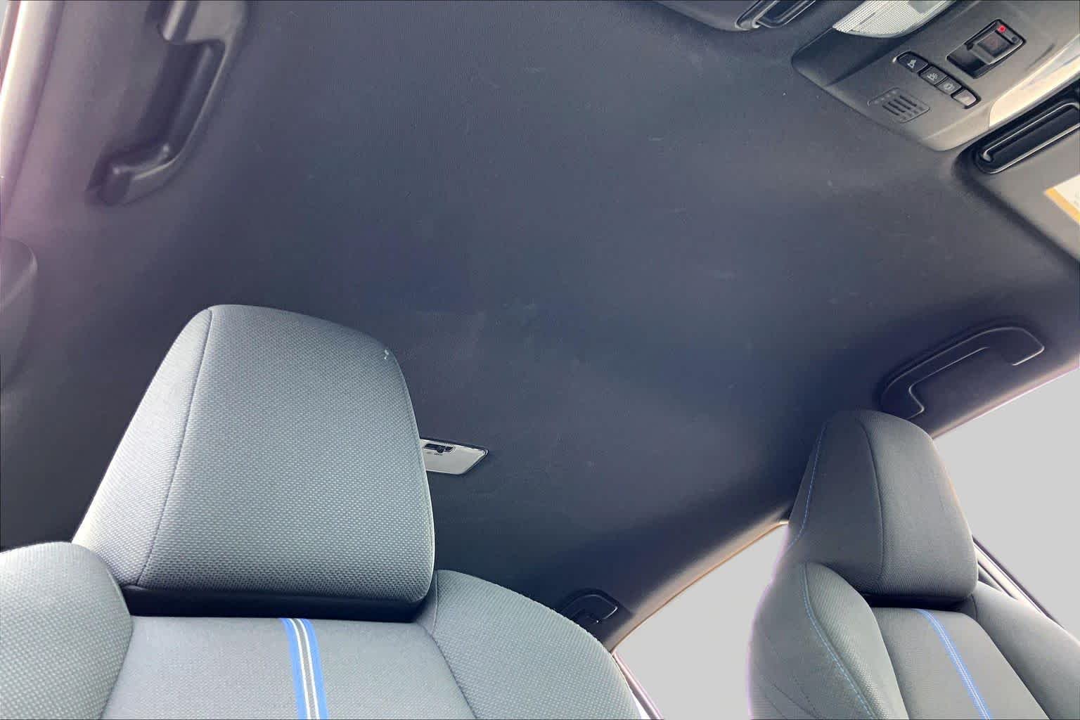Used 2020 Classic Silver Metallic Toyota SE image 14