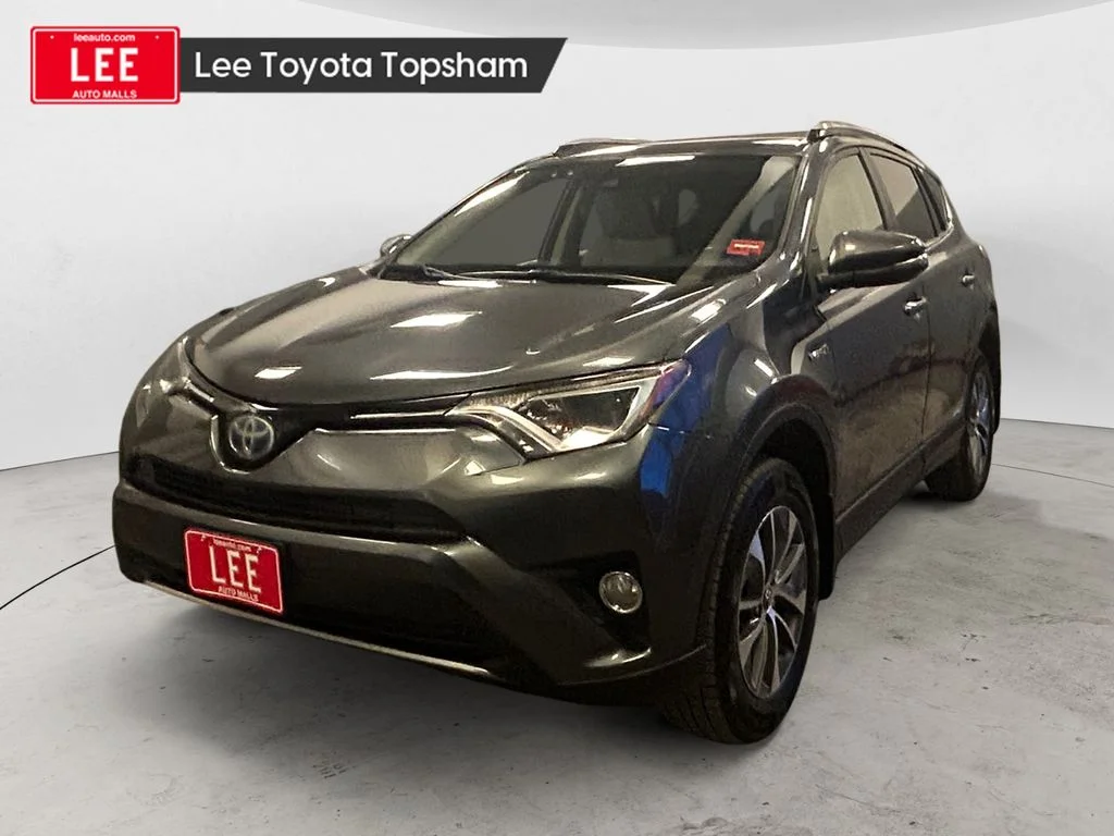 Used 2018 Magnetic Gray Toyota XLE image 1