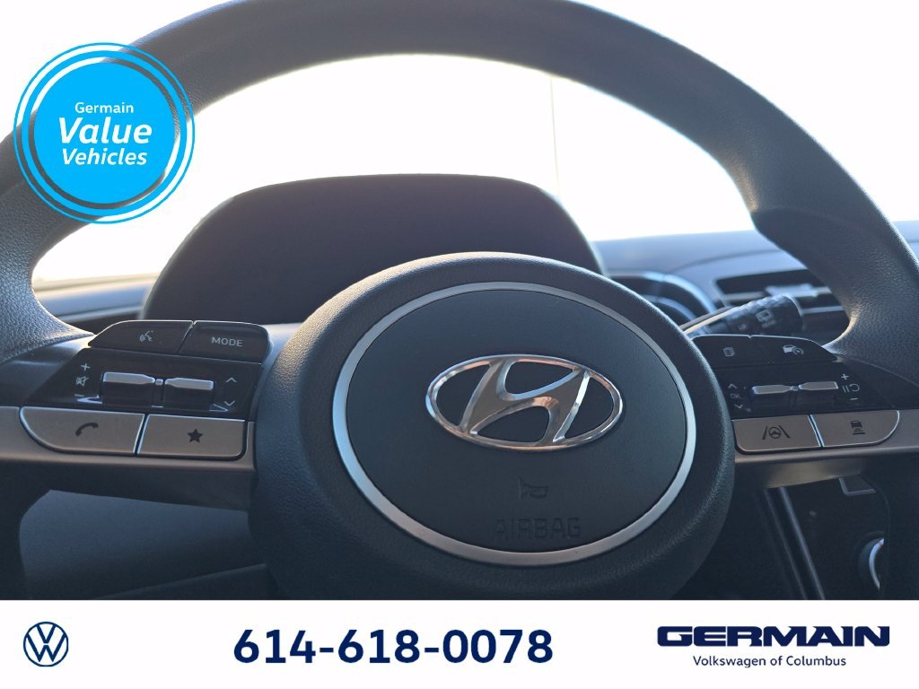 Used 2023 Phantom Black Hyundai SEL image 22