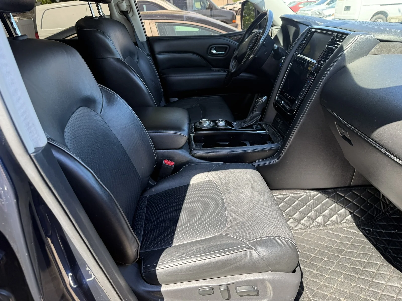 Used 2020 Hermosa Blue INFINITI LUXE AWD image 8