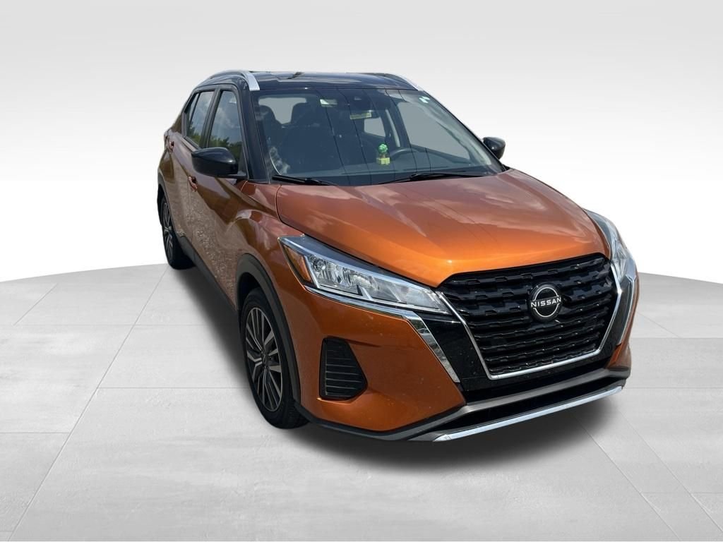Used 2023 Orange Nissan SV image 28
