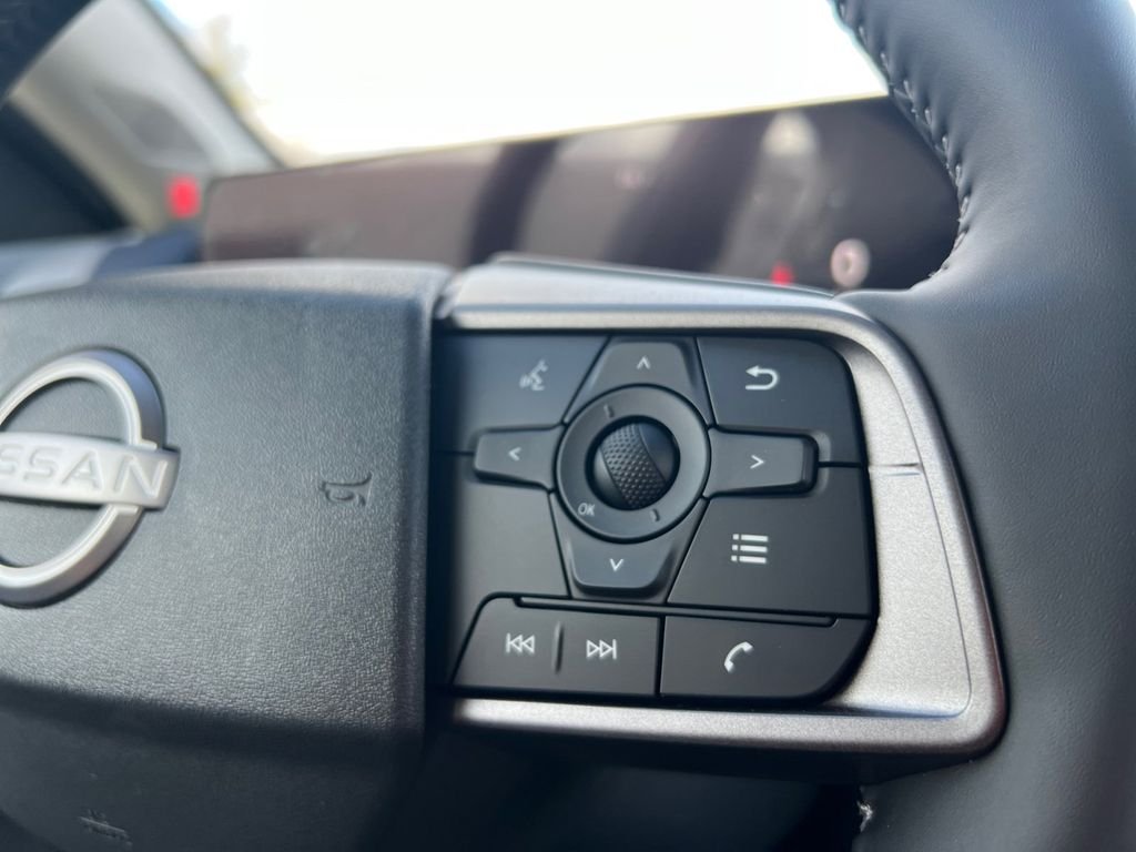 2026 Nissan Sentra SL - Photo 13