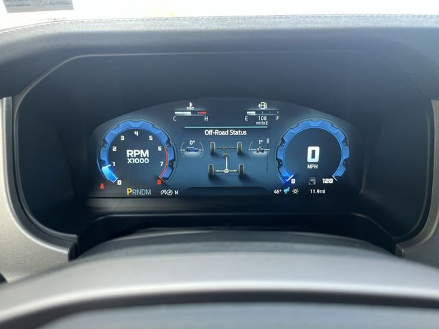 New 2025 Azure Gray Metallic Tri-Coat Ford Outer Banks® image 11
