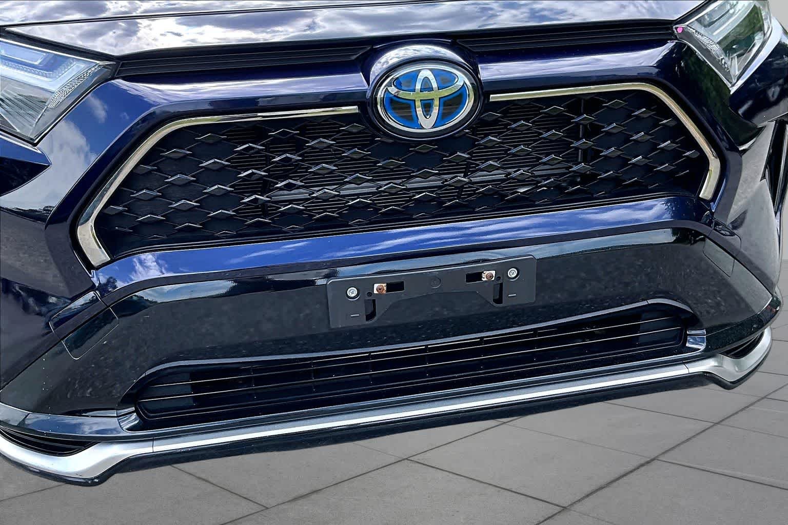 Used 2023 Blueprint/Midnight Black Metallic Toyota XSE image 30