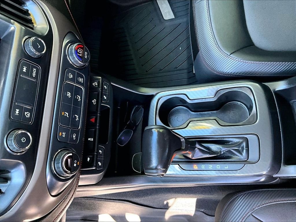 Used 2019 Black GMC All Terrain image 19