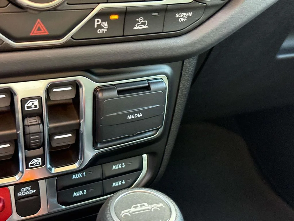 New 2026 Gray Jeep Mojave X image 27