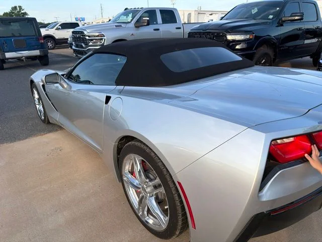 Used 2017 Silver Chevrolet Stingray image 7