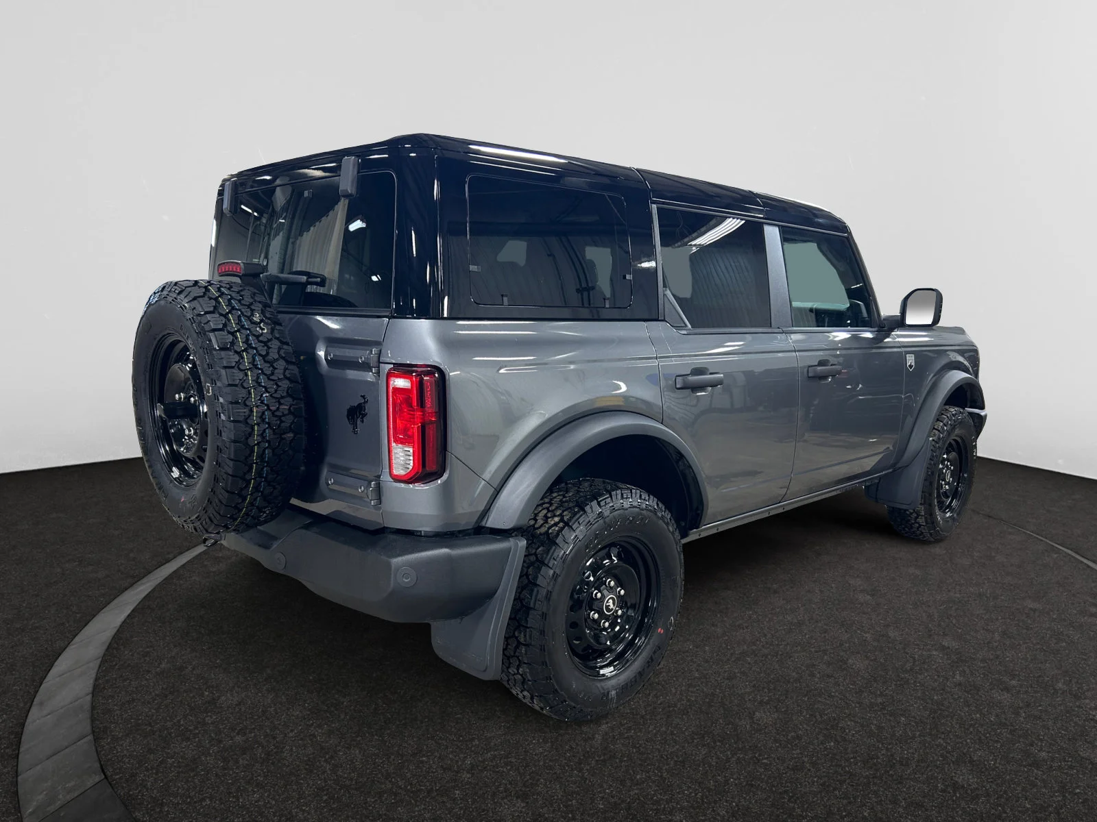 New 2026 Carbonized Grey Metallic Ford Big Bend image 5