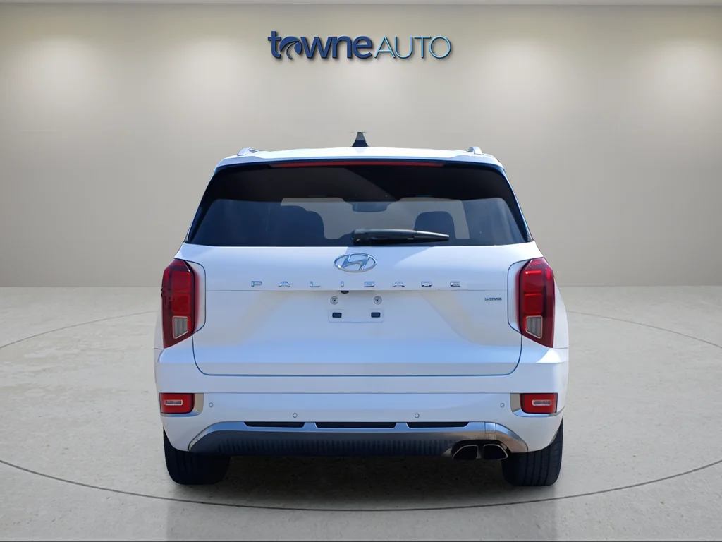 Used 2022 White Hyundai Calligraphy image 4