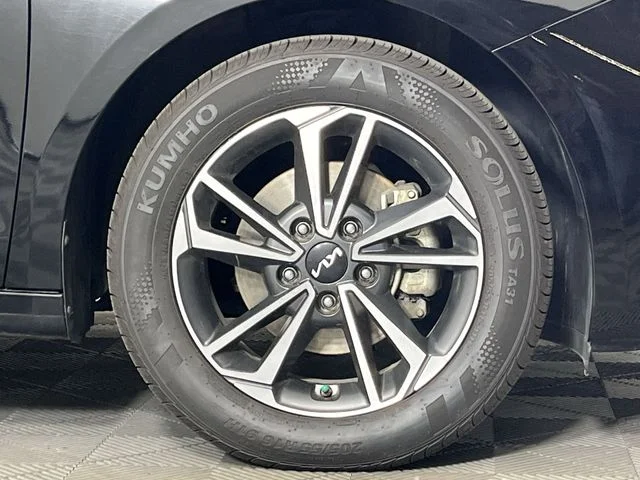 Certified Used 2024 Black Kia LXS image 10