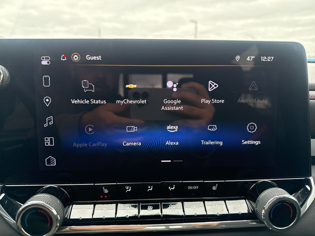 Used 2024 Black Chevrolet Z71 image 19