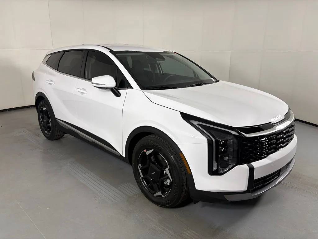 New 2026 Glacial White Pearl Kia EX image 2