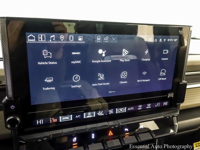 2026 GMC HUMMER EV 2X - Photo 13
