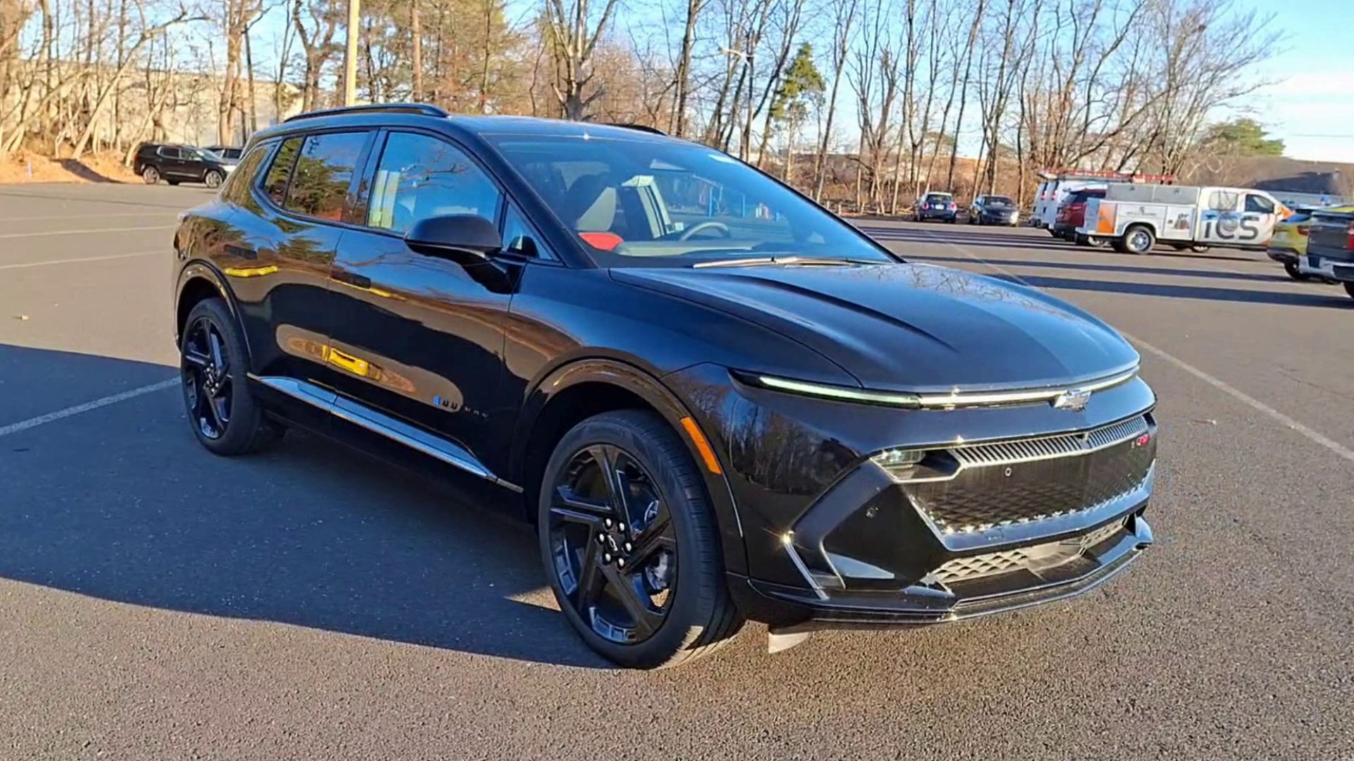 2025 Chevrolet Equinox EV RS - Photo 21