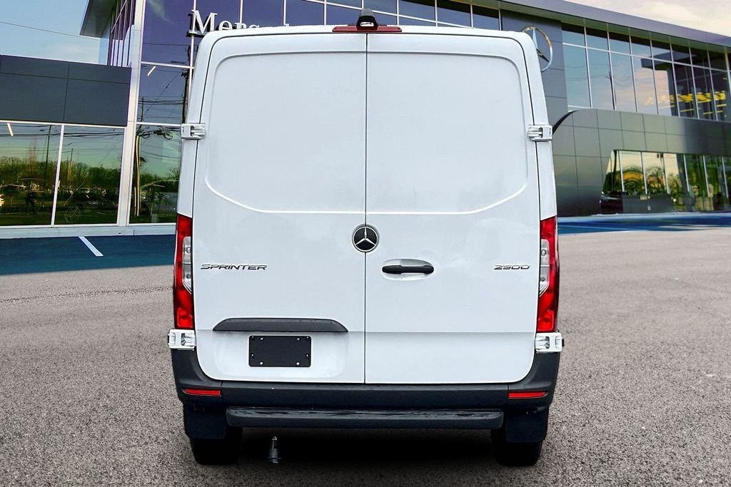 New 2026 Arctic White Mercedes-Benz Cargo 144 WB image 4