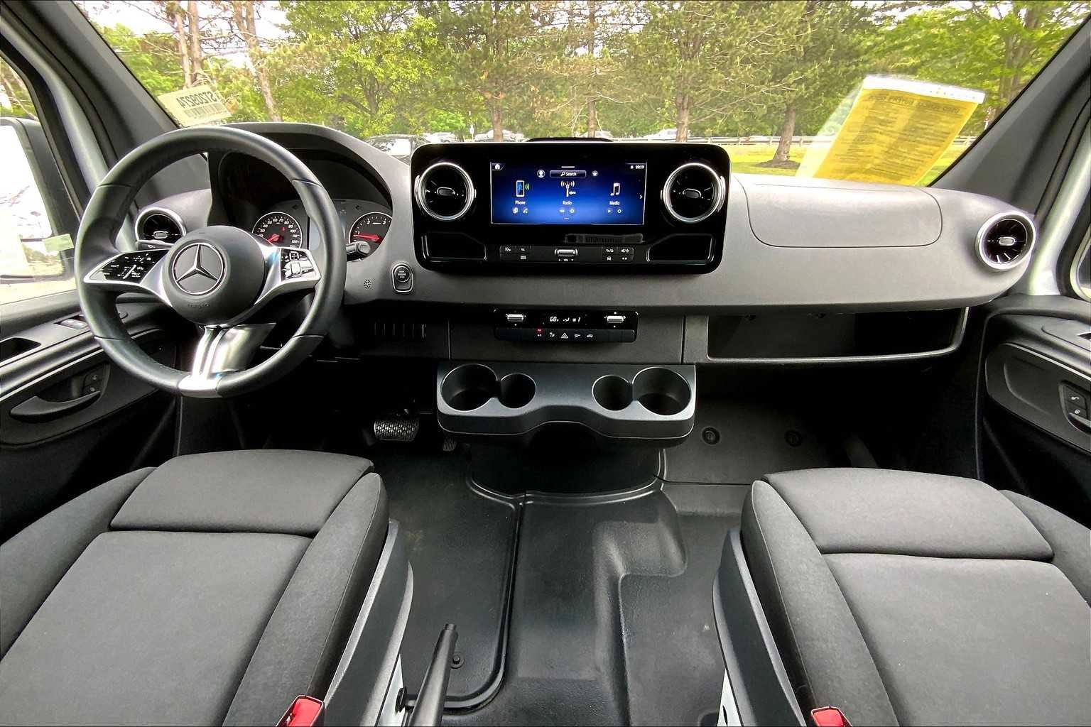 2025 Mercedes-Benz Sprinter Cargo Van Base - Photo 5