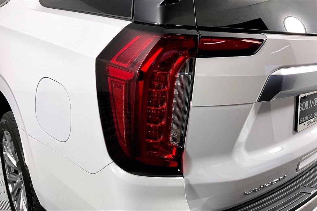 2024 GMC Yukon Denali - Photo 22