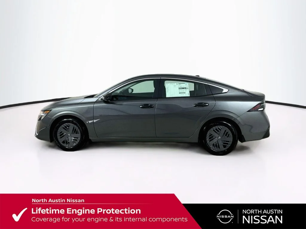 New 2027 Gray Nissan S image 5