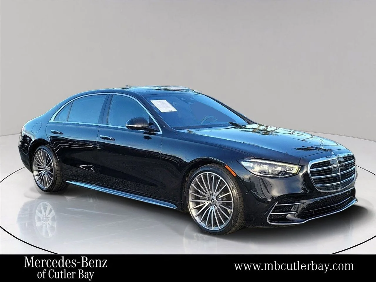 2023 Mercedes-Benz S-Class S 580 4MATIC's photo