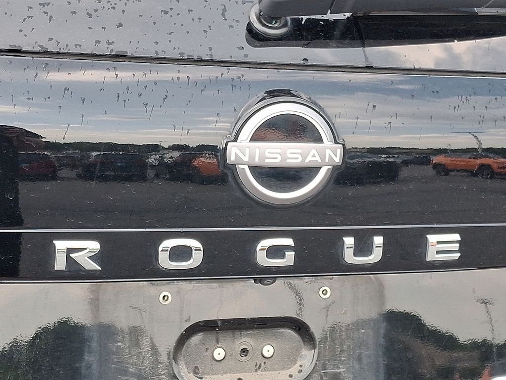 2023 Nissan Rogue SV - Photo 9