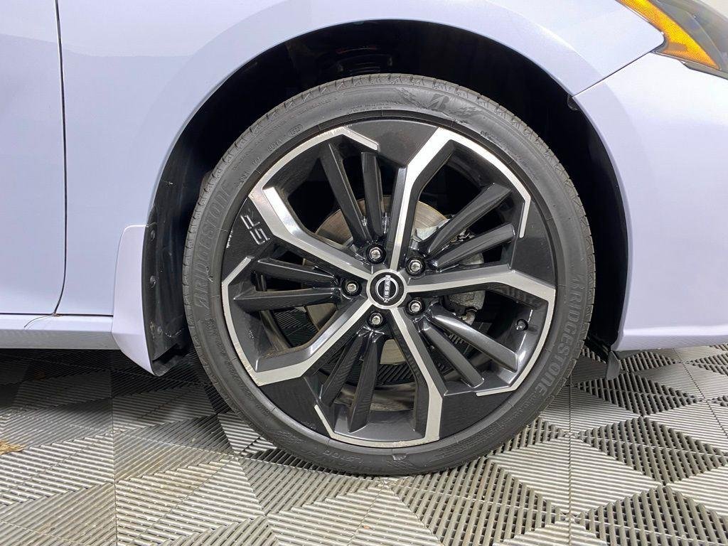 Used 2023 Pearl Nissan 2.5 SR image 12