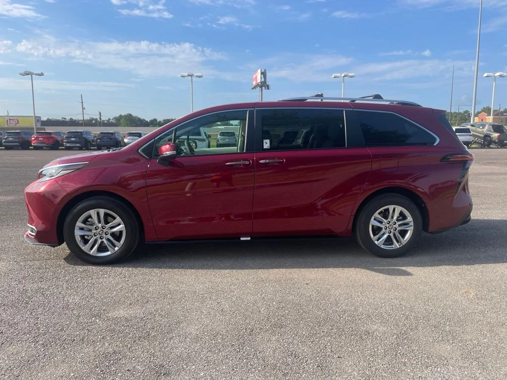 New 2026 Ruby Flare Pearl Toyota Limited image 4
