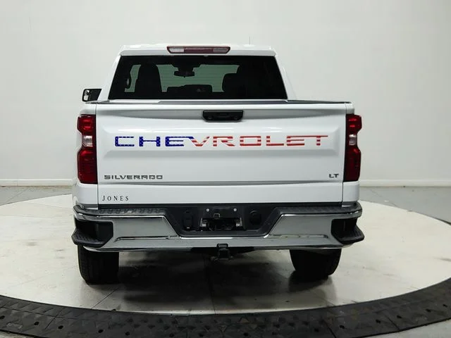 Used 2024 White Chevrolet LT image 7
