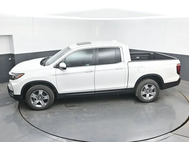 New 2026 Platinum White Pearl Honda RTL image 38
