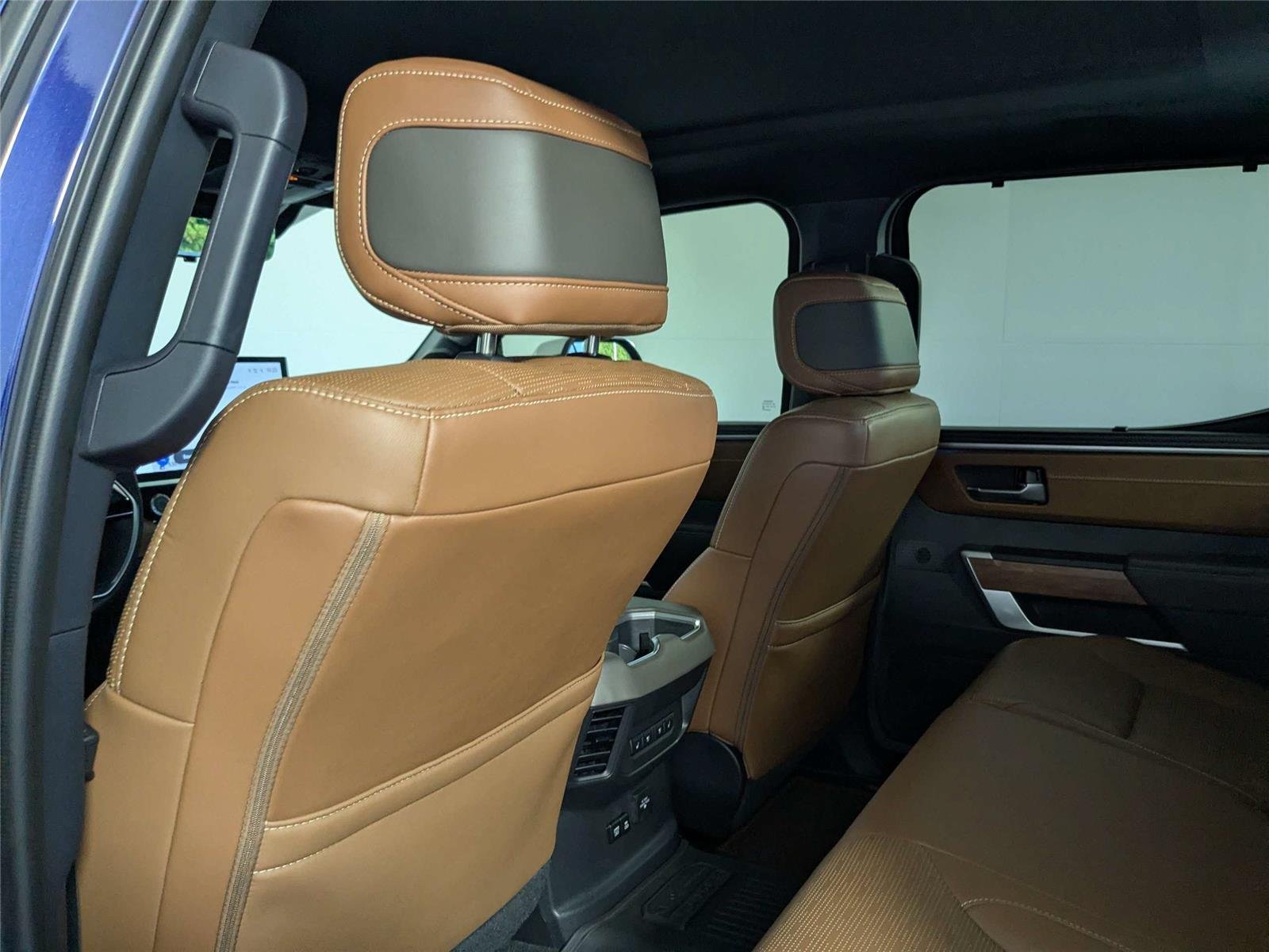 2024 Toyota Tundra 1794 Edition - Photo 37