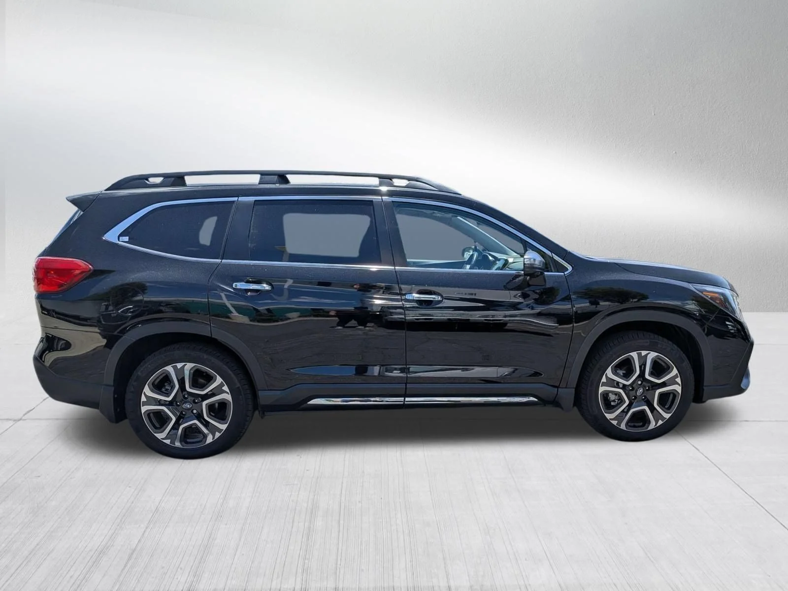 2023 Subaru Ascent Touring - Photo 6