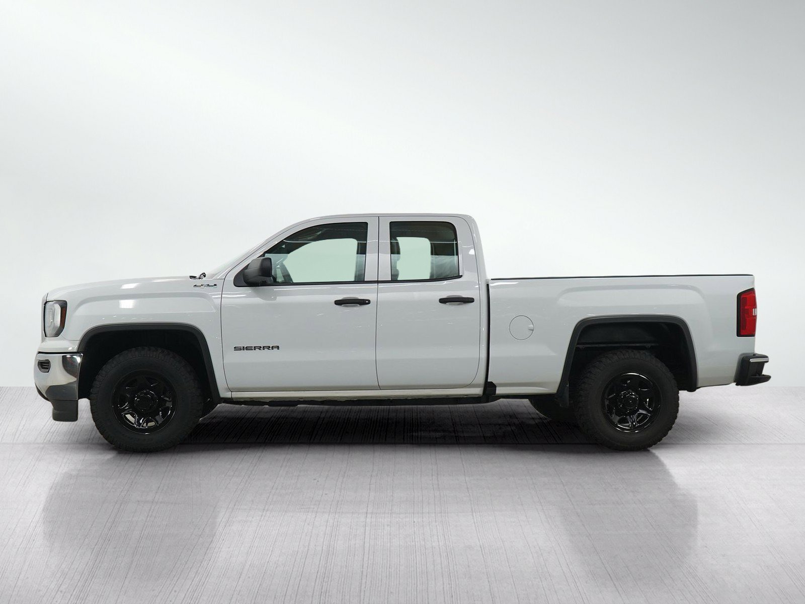 Used 2018 GMC Sierra 1500 Base with VIN 1GTV2LEC8JZ354074 for sale in White Bear Lake, Minnesota