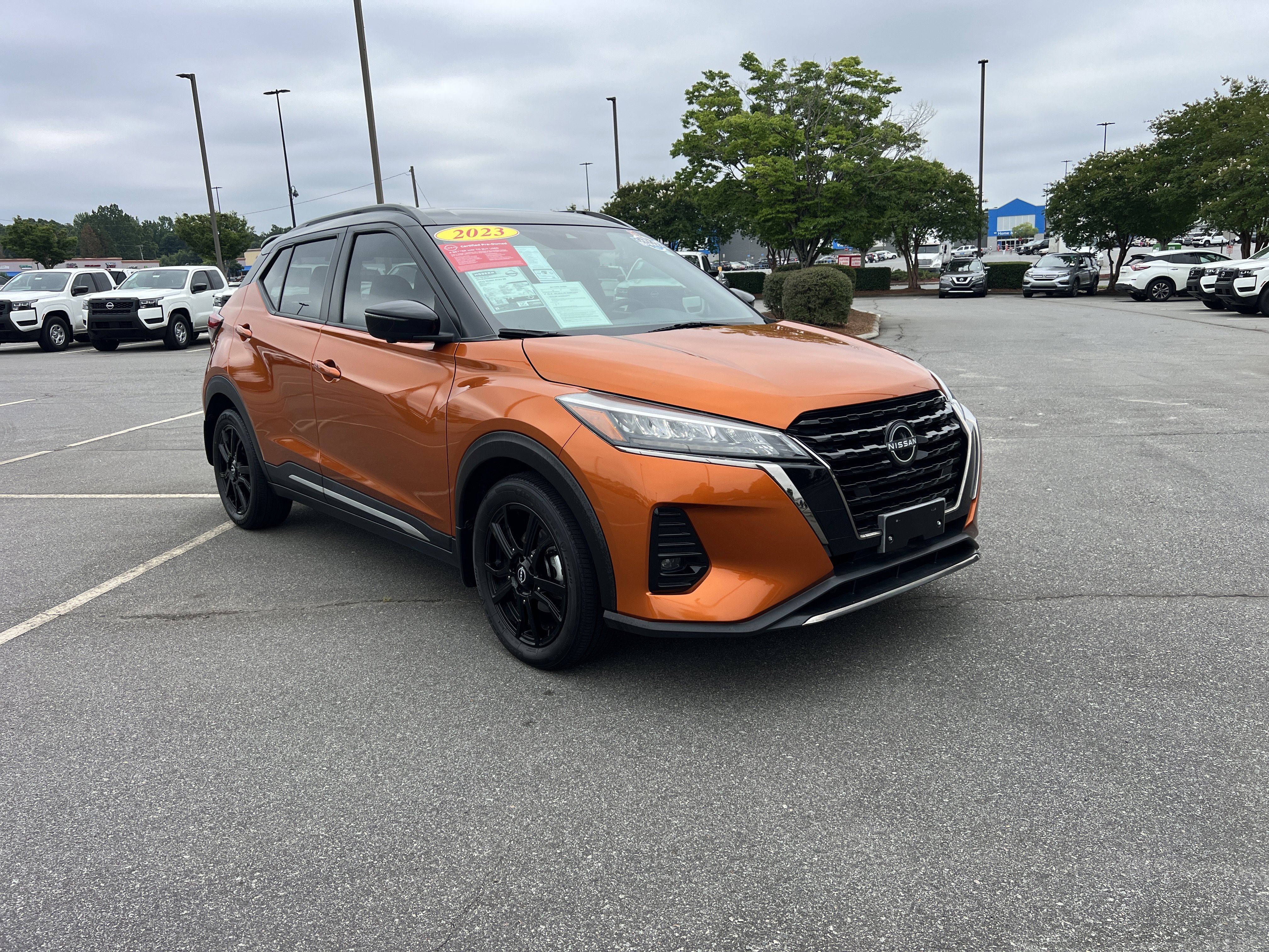 Certified Used 2023 Monarch Orange Metallic/Super Black Nissan SR image 3