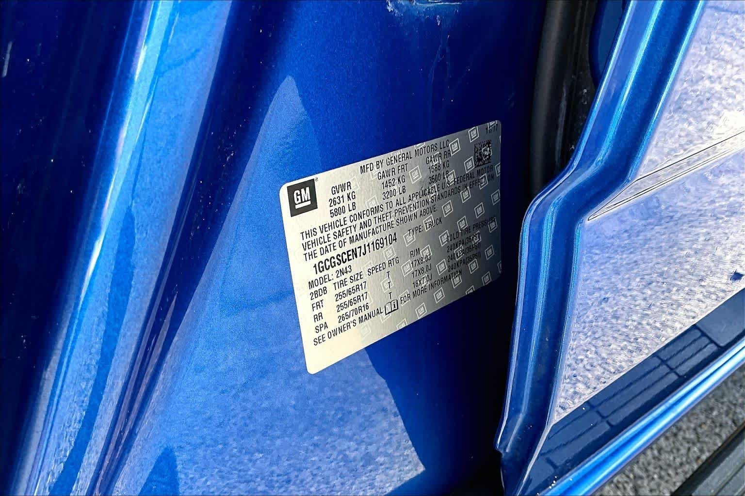 Used 2018 Kinetic Blue Chevrolet 2WD LT image 36