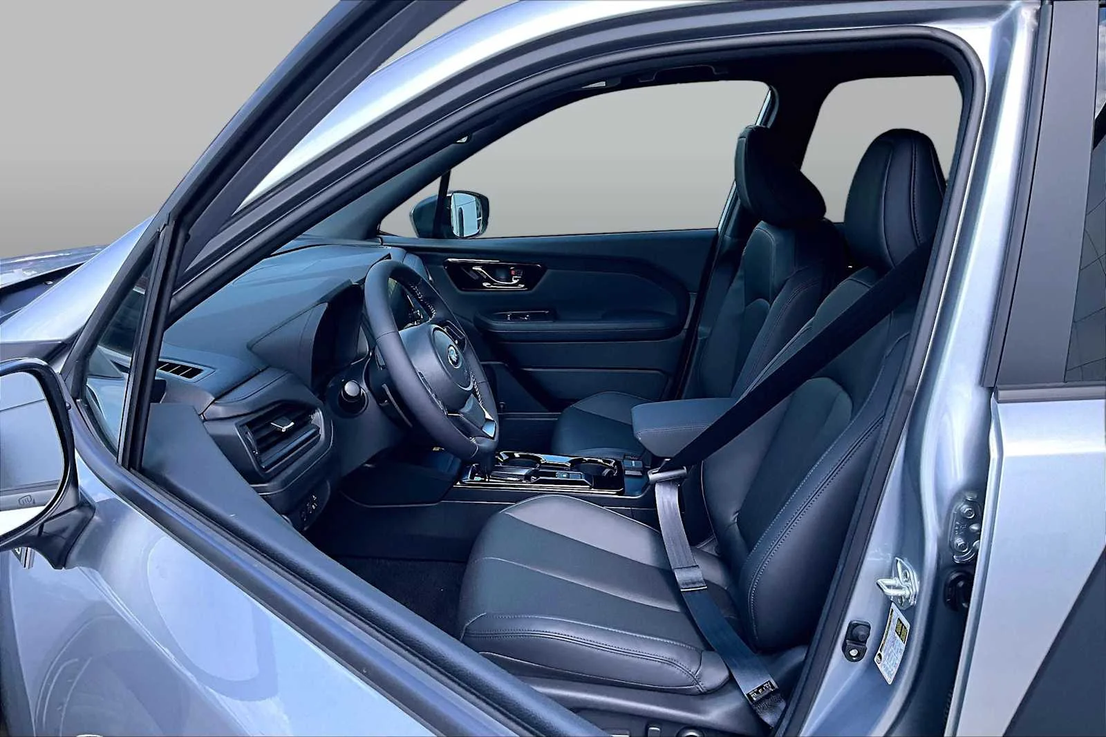 New 2026 ISM/- Ice Silve Subaru Limited Hybrid image 9